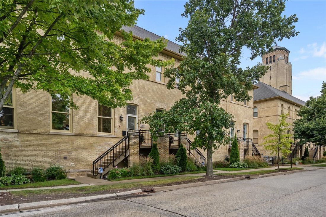 Villa in Highland Park, Illinois, United States 1 - 18850395