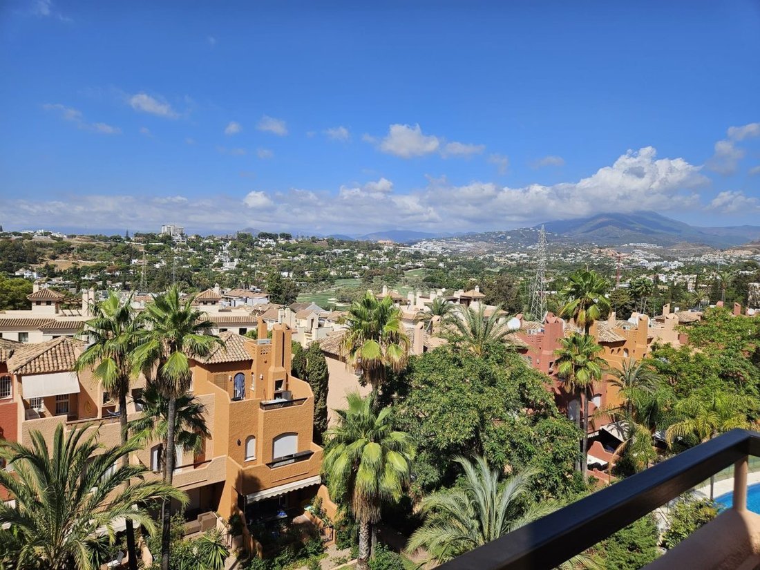 Townhouse in Nueva Andalucia, Marbella, Spain 2 - 18862347