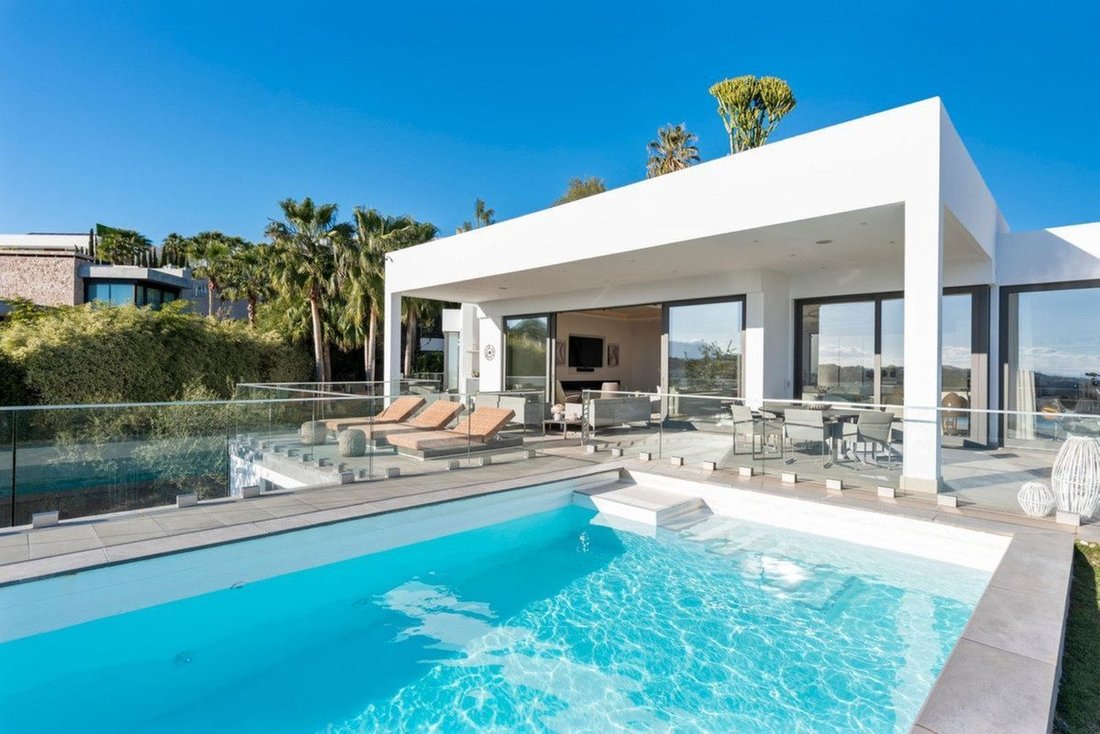 Villa in La Quinta, Benahavís, Andalusien 2 - 18859739