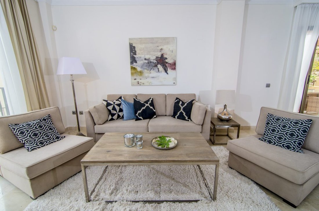 Apartment in Benahavis, Andalusia, Spain 5 - 18860245