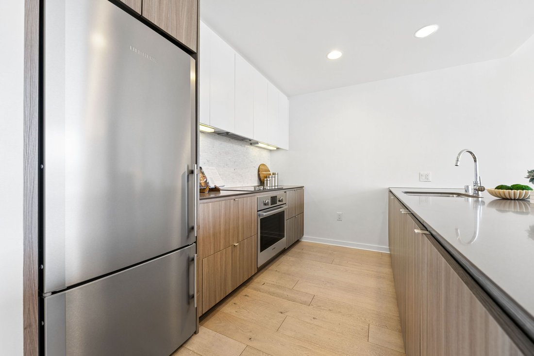 Condo in San Francisco, California, United States 4 - 18849258