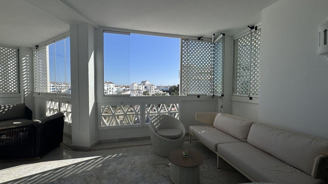 Apartment in Puerto Banus, Marbella, Spain 2 - 18860401