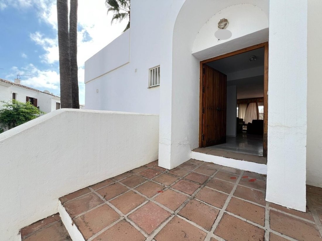 Maison de ville à Estepona, Andalousie, Espagne 3 - 18857191