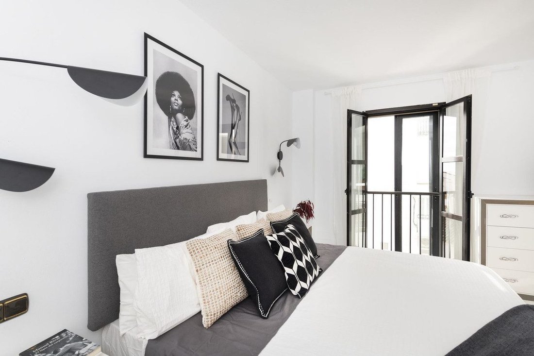 Apartment in Puerto Banus, Marbella, Spain 1 - 18856432