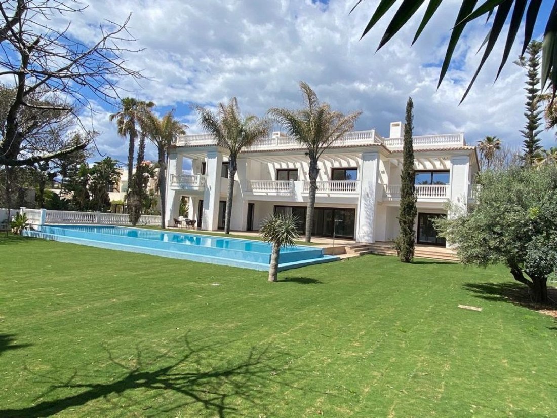 Villa in Estepona, Andalusien, Spanien 2 - 18860005
