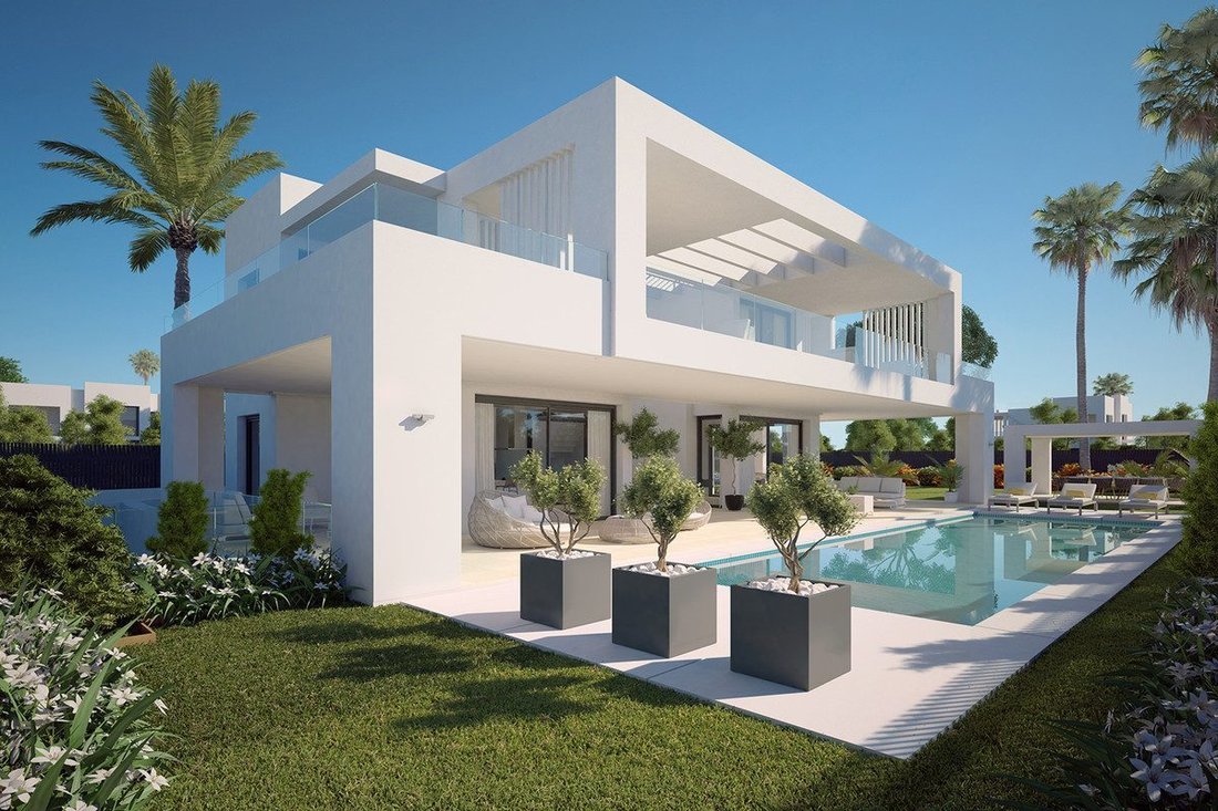 Villa en Playa Puerto Banús, Marbella, España 2 - 18859735