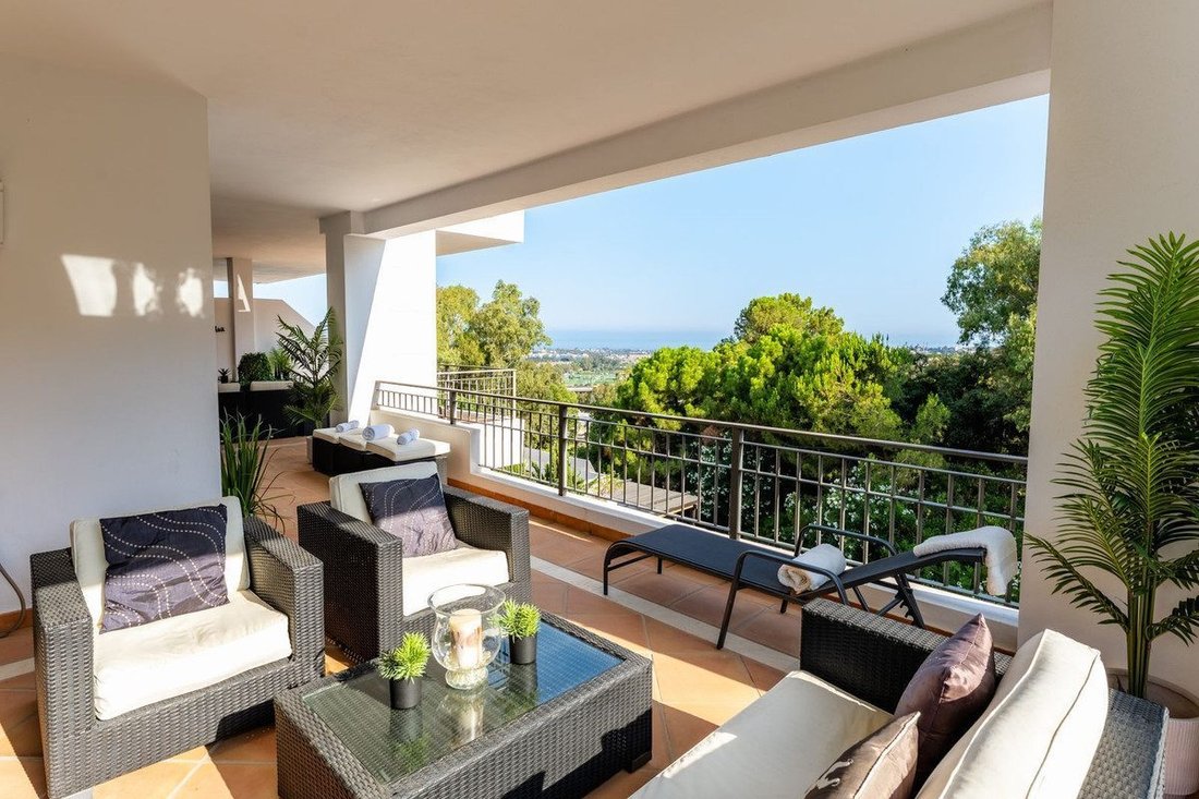 Apartment in La Quinta, Benahavis, Andalusia 1 - 18856474