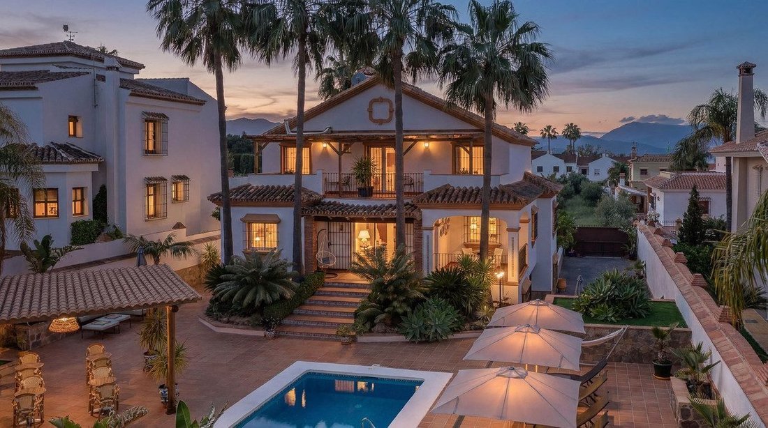 Villa a Alhaurín el Grande, Andalusia, Spagna 3 - 18857437