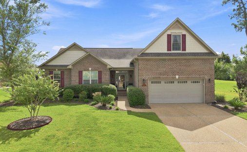House in Bolivia, North Carolina, United States 1