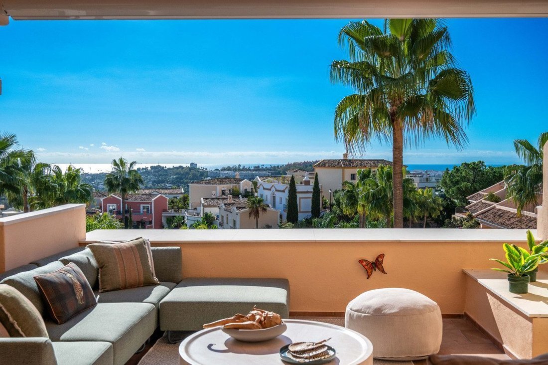 Apartment in Puerto Banus, Marbella, Spain 4 - 18857412