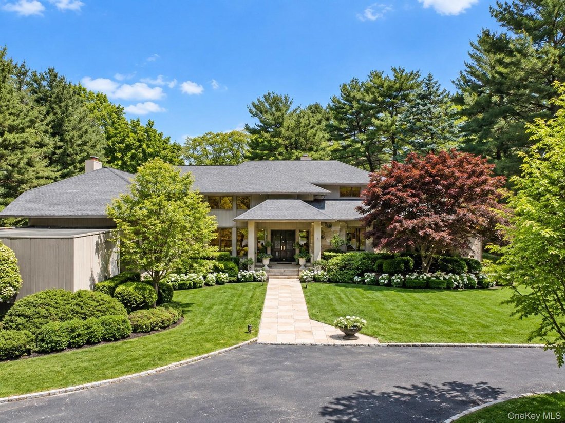 Casa a Old Westbury, New York, Stati Uniti 1 - 18053086