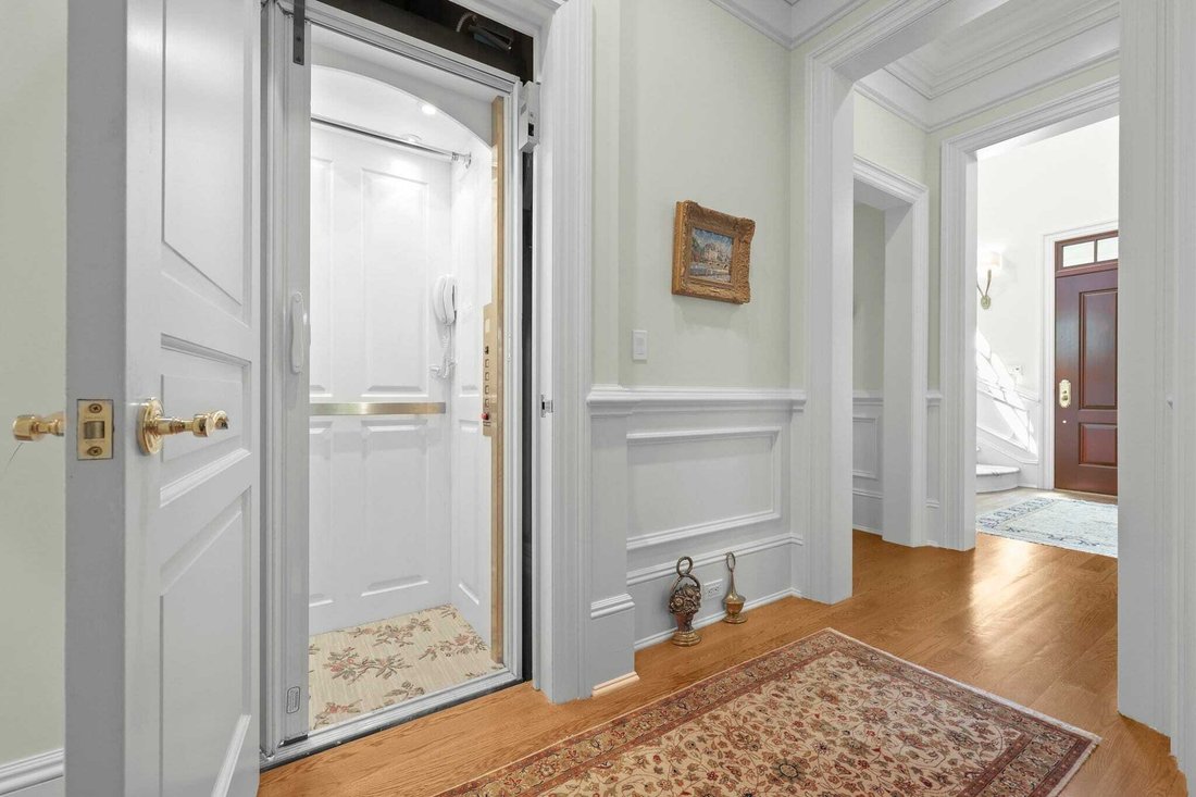House in Greenwich, Connecticut, United States 2 - 18848903