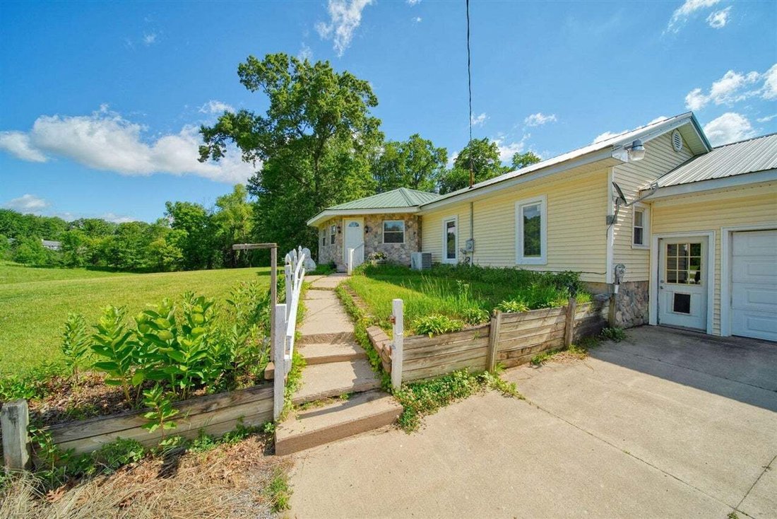 House in Leoni, Michigan, United States 3 - 18855708