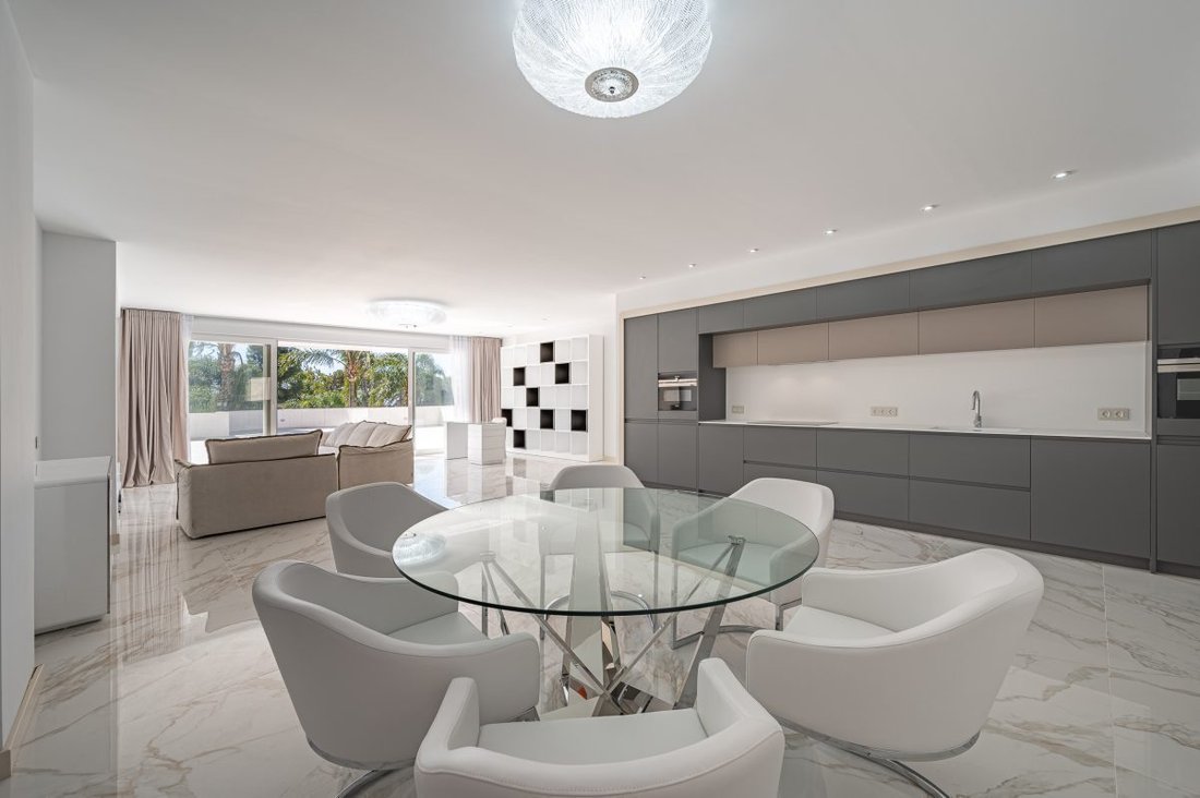Appartamento a Puerto Banus, Marbella, Spagna 3 - 18859836