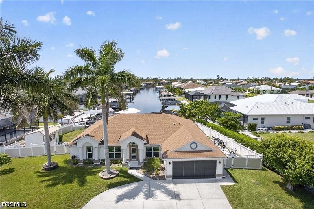 Casa a Cape Coral, Florida, Stati Uniti 1 - 18845270
