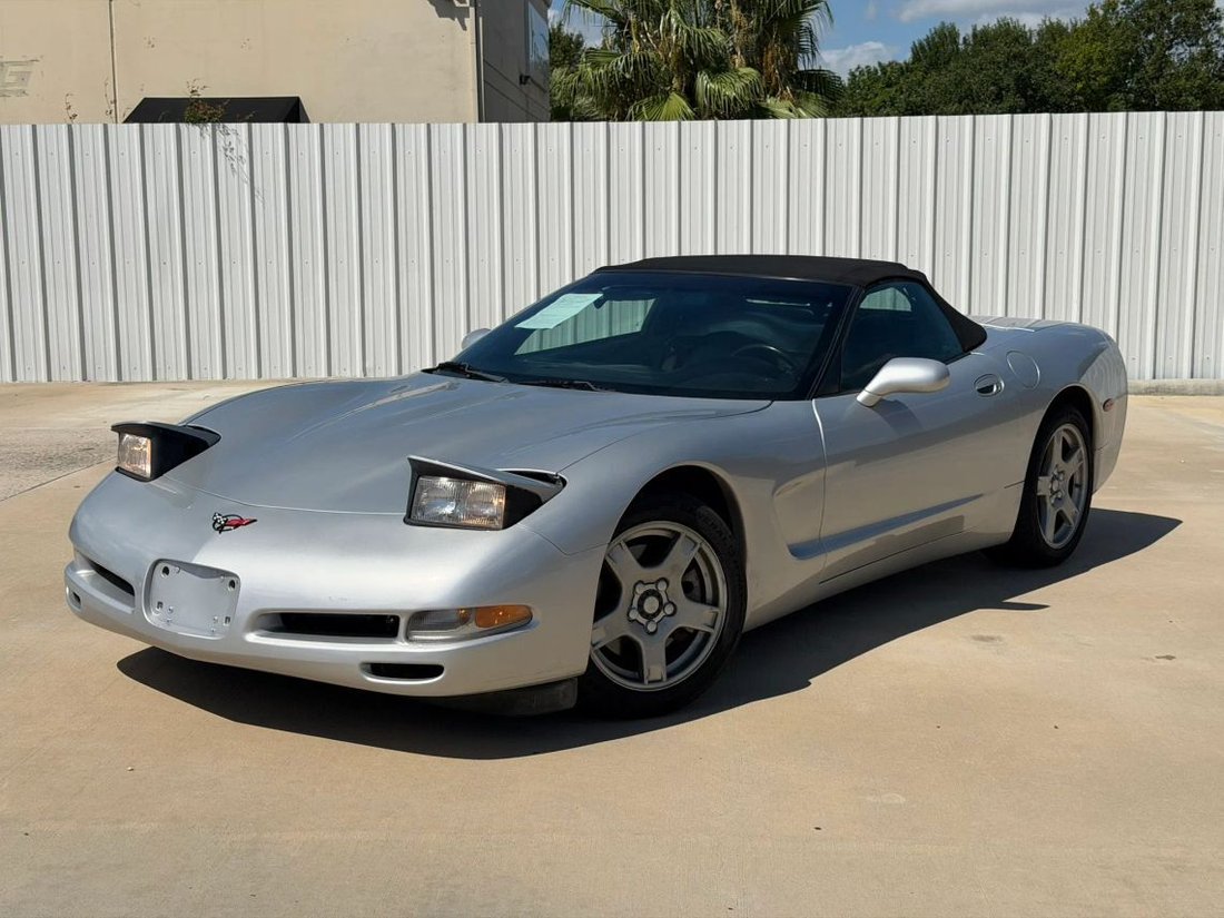 Cabriolet in Houston, TX, United States 1 - 16552955