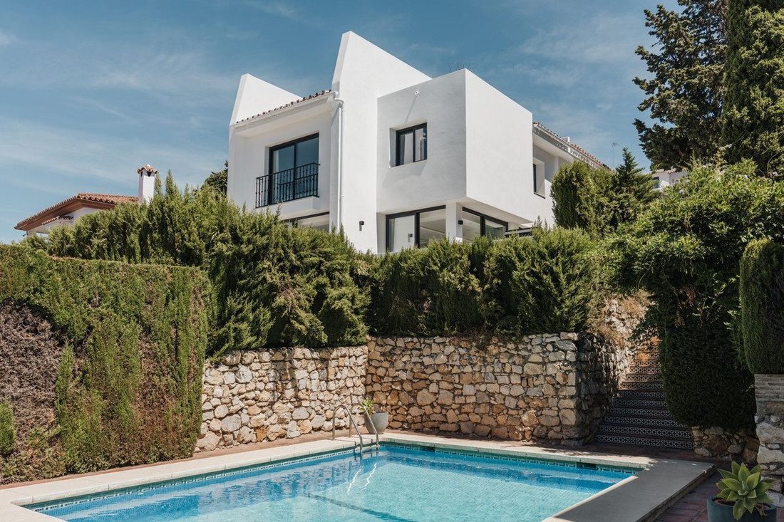 Villa in Puerto Banus, Marbella, Spain 1 - 18857124
