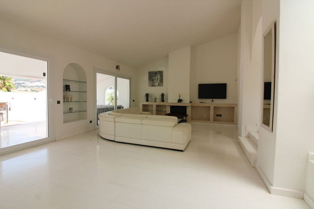 Villa in Benalmadena, Andalusia, Spain 3 - 18856373