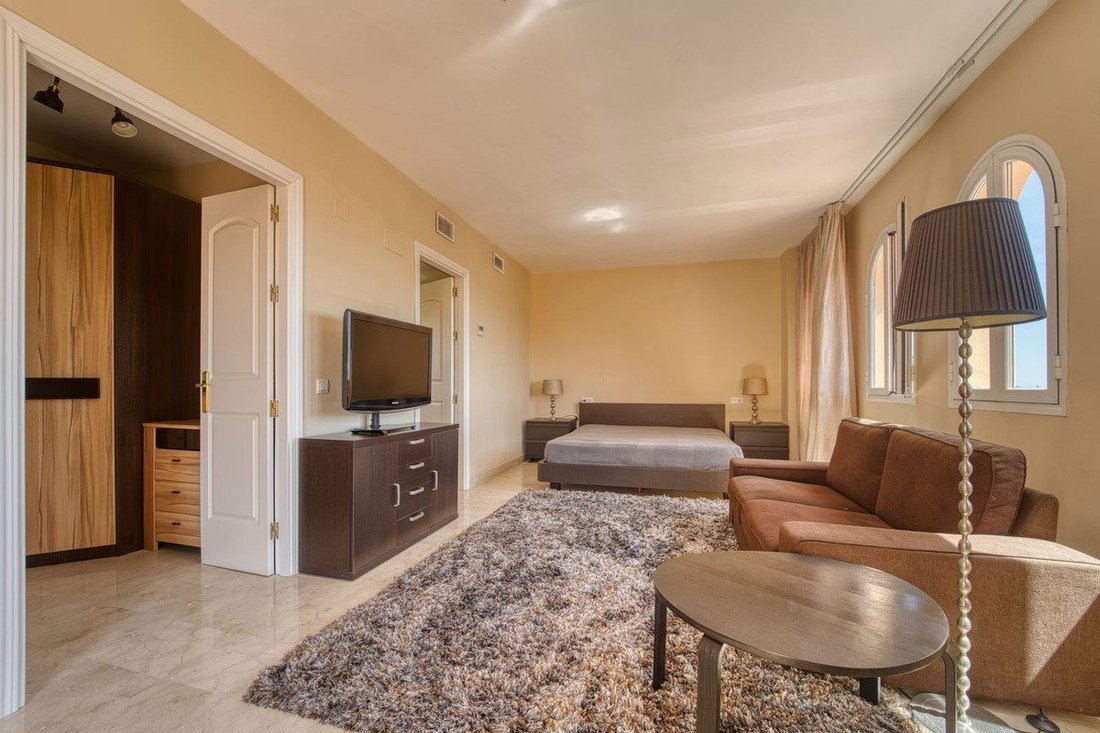 Apartment in Elviria-Cabopino, Marbella, Spain 4 - 18857355