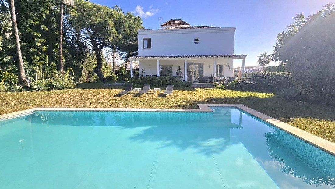 Villa à Nueva Andalucia, Marbella, Espagne 5 - 18856919