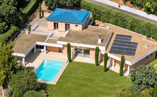 Villa in Nord, Cavalaire-sur-Mer, France 1
