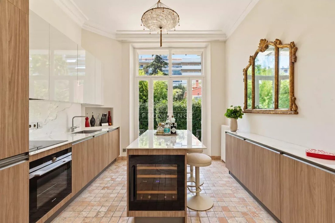 Villa in Cannes, Provence-Alpes-Côte d'Azur, France 3 - 18660853