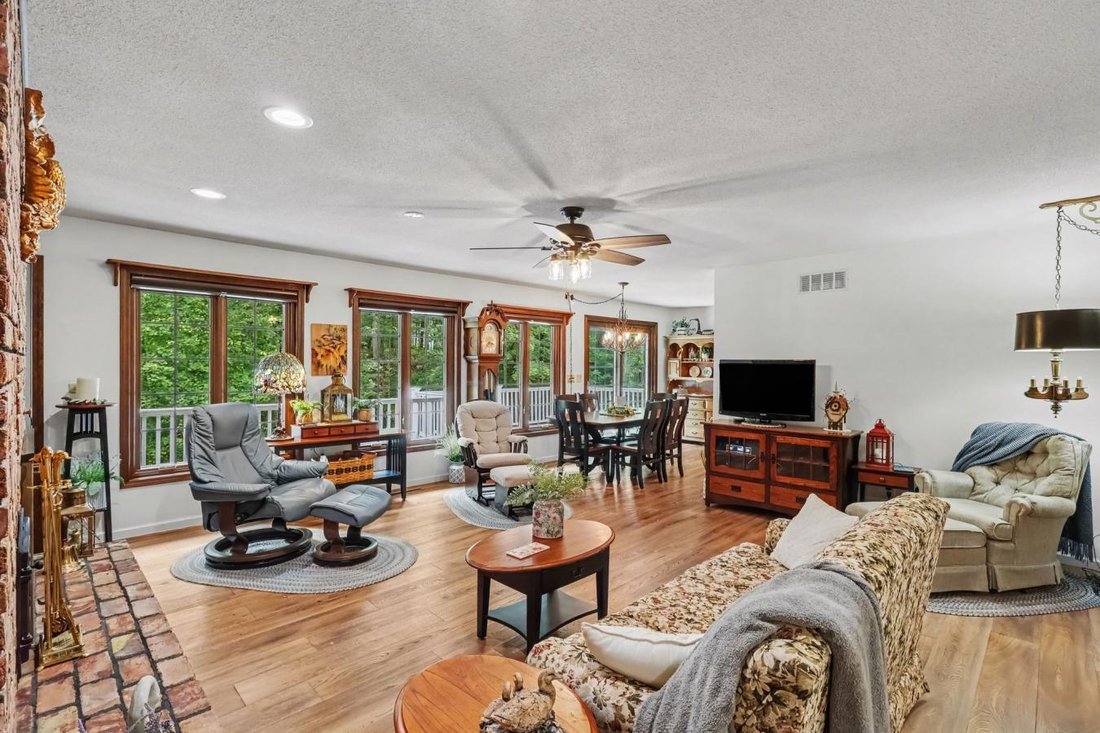 Maison à Schoolcraft, Michigan, États-Unis 2 - 18454062