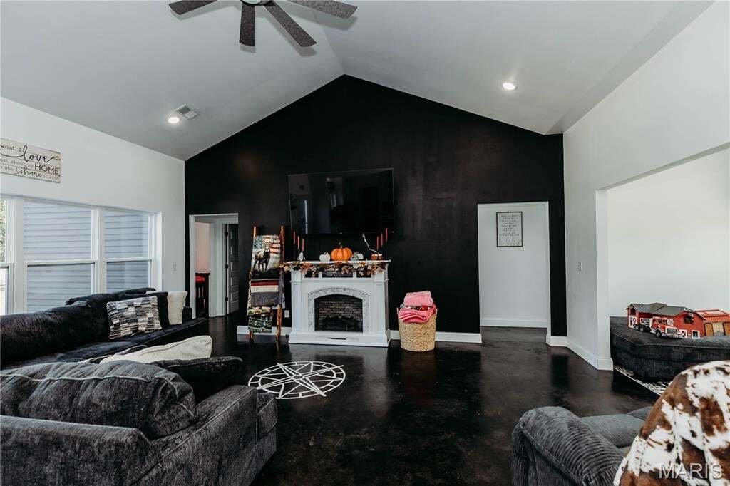 House in Waynesville, Missouri, United States 2 - 18851430