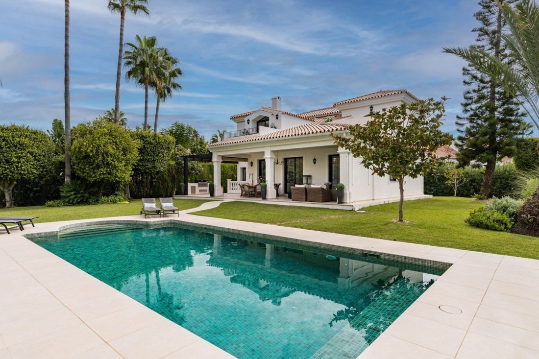 Villa in Estepona, Andalusia, Spain 1 - 18857240