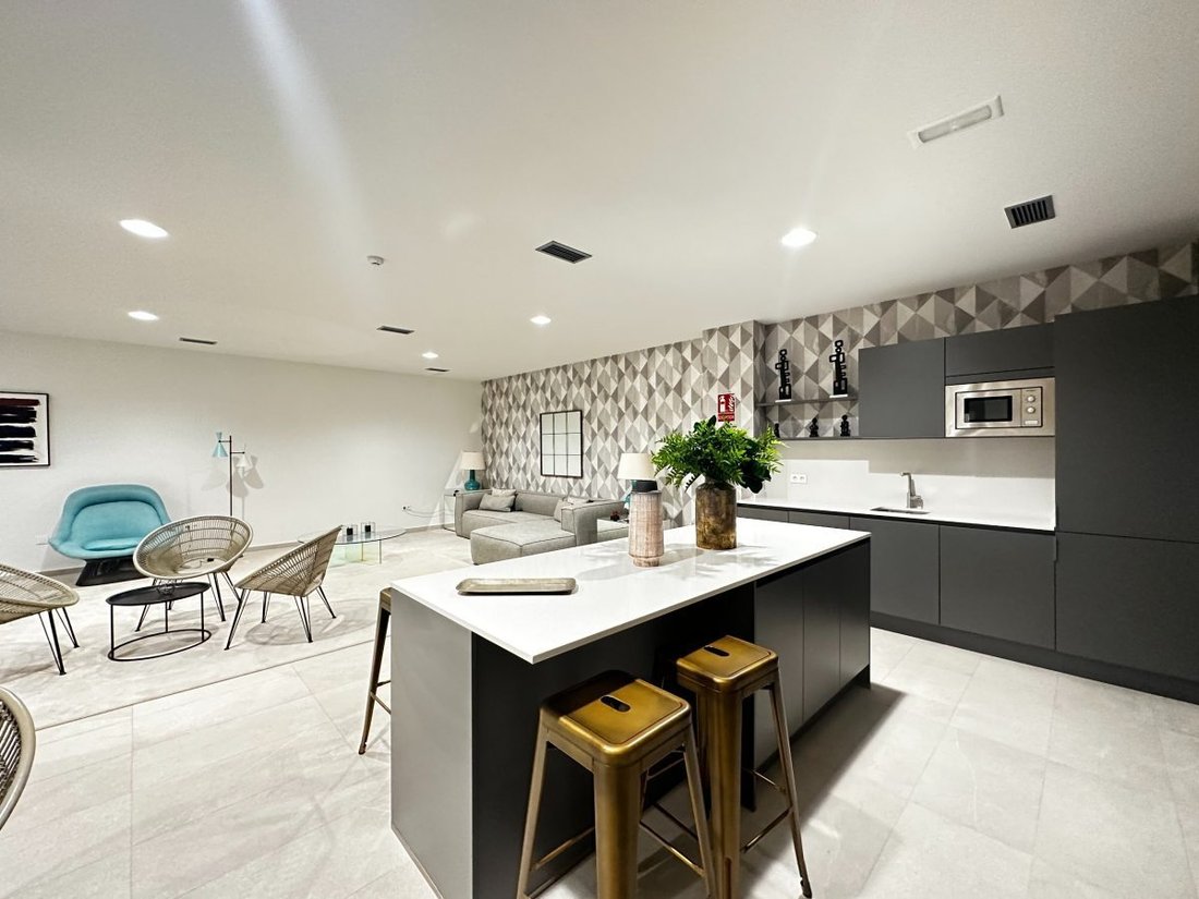 Apartamento en Estepona, Andalucía, España 2 - 18862075