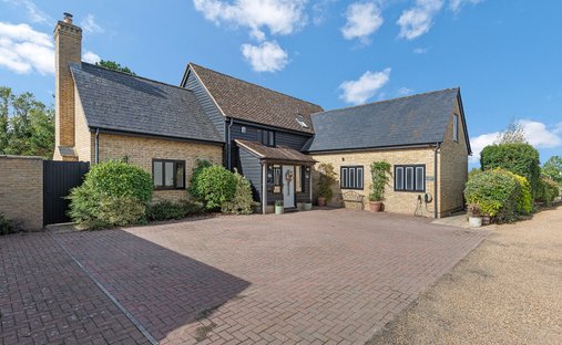 House in Old Hurst, England 1