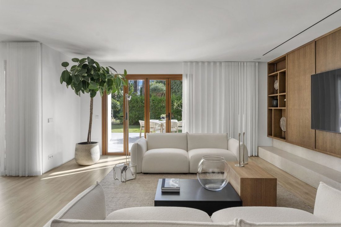 Apartment in Marbella, Andalusia, Spain 4 - 18856684