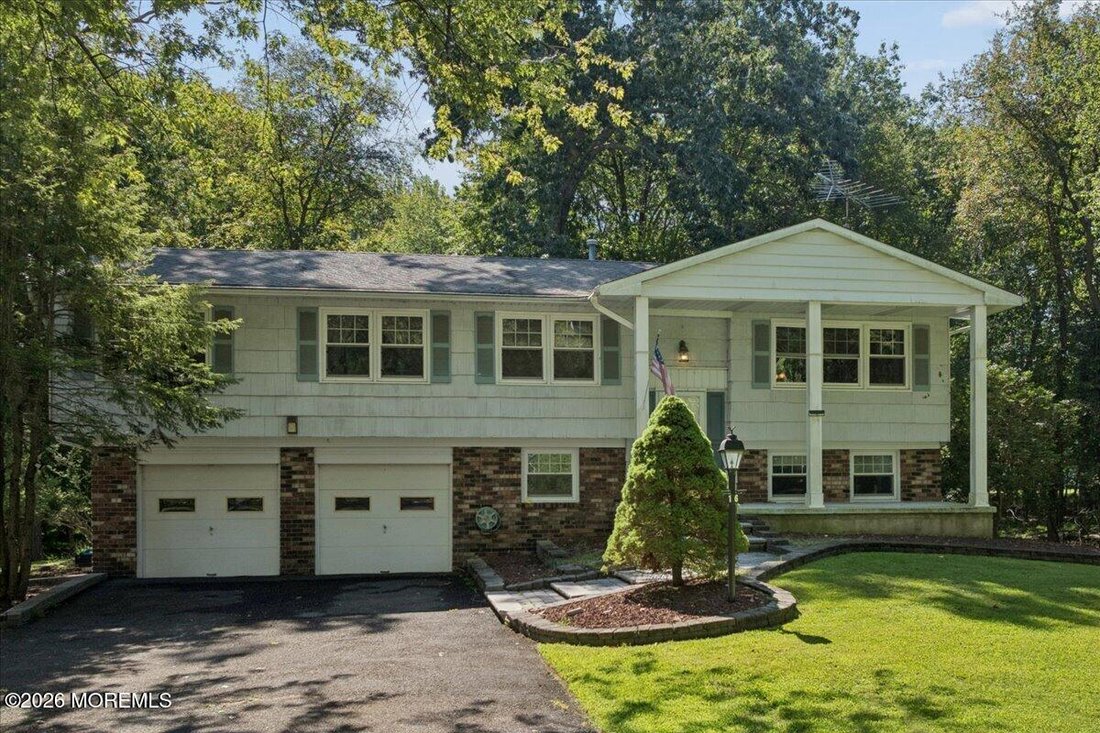 House in Manalapan Township, New Jersey, United States 2 - 18845331