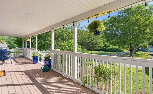 House in Somerset, Massachusetts, United States 1