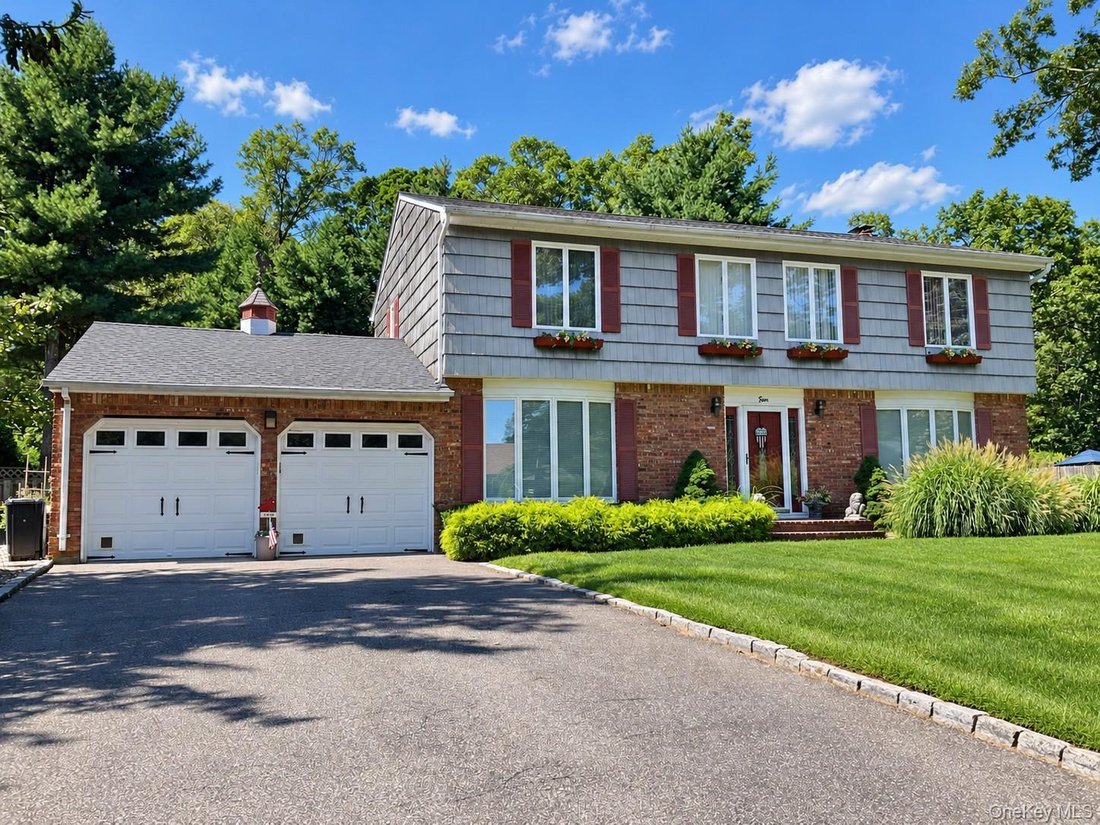 House in Stony Brook, New York, United States 1 - 18856606