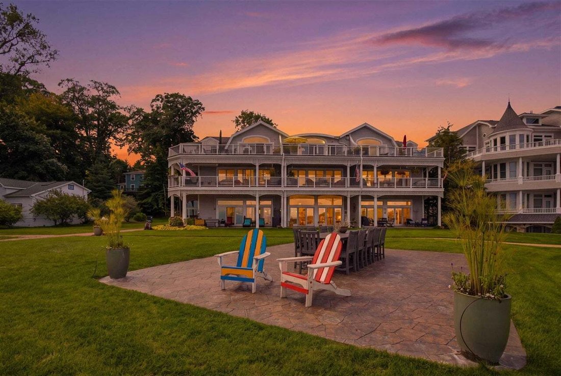 Condo in Whitehall, Michigan, United States 1 - 18795045