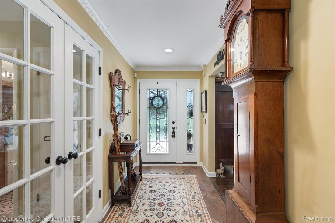 House in Beverly Hills, Michigan, United States 4 - 18850441