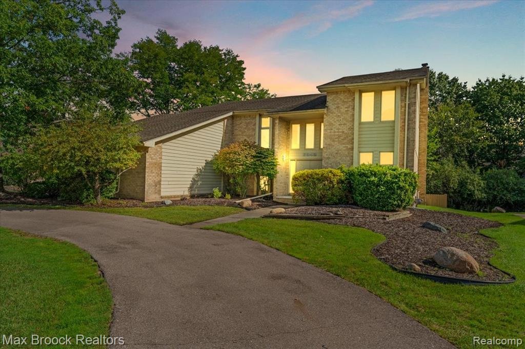 House in Farmington Hills, Michigan, United States 1 - 18849766