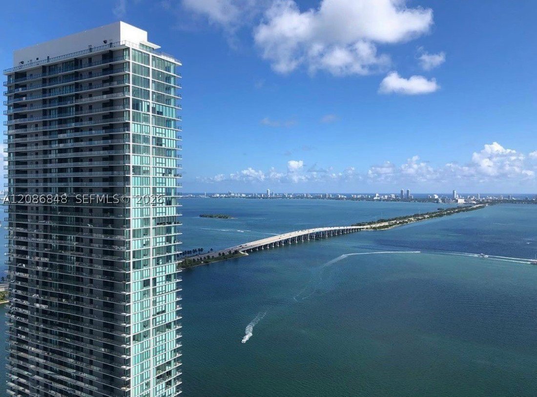Casa en Miami, Florida, Estados Unidos 2 - 18848827