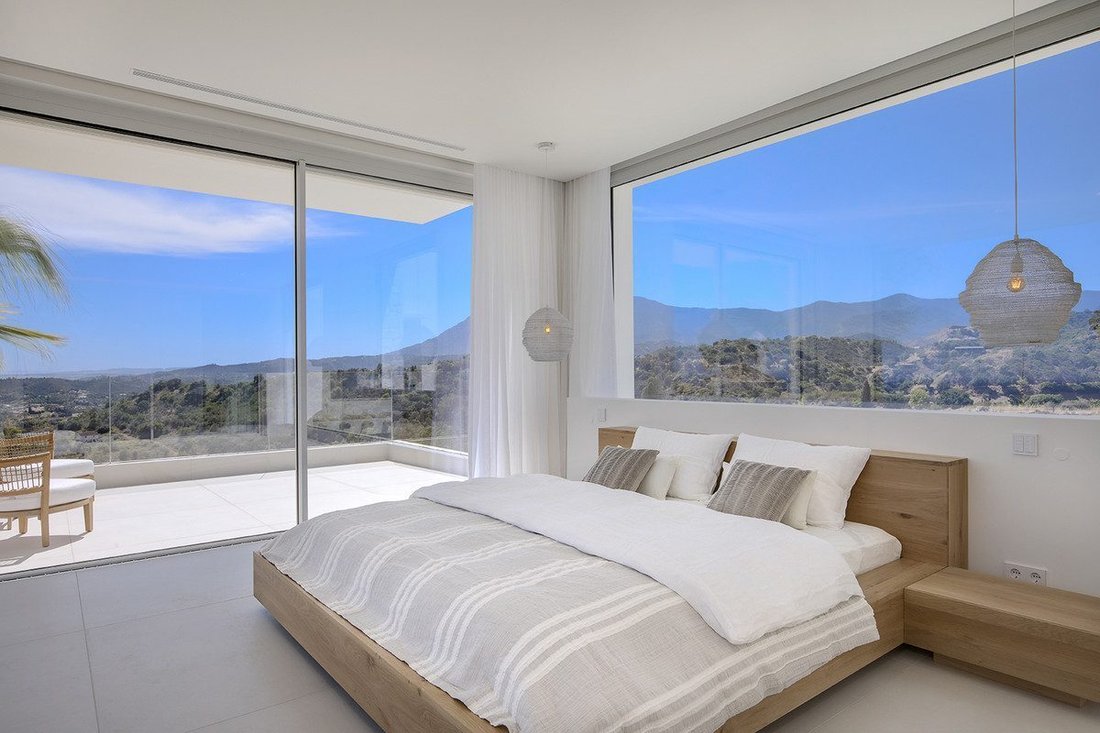 Villa in Estepona, Andalusia, Spain 4 - 18859876