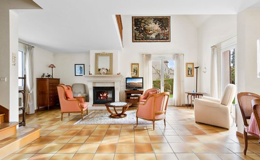 Maison à Forêt, Saint-Germain-en-Laye, France 1