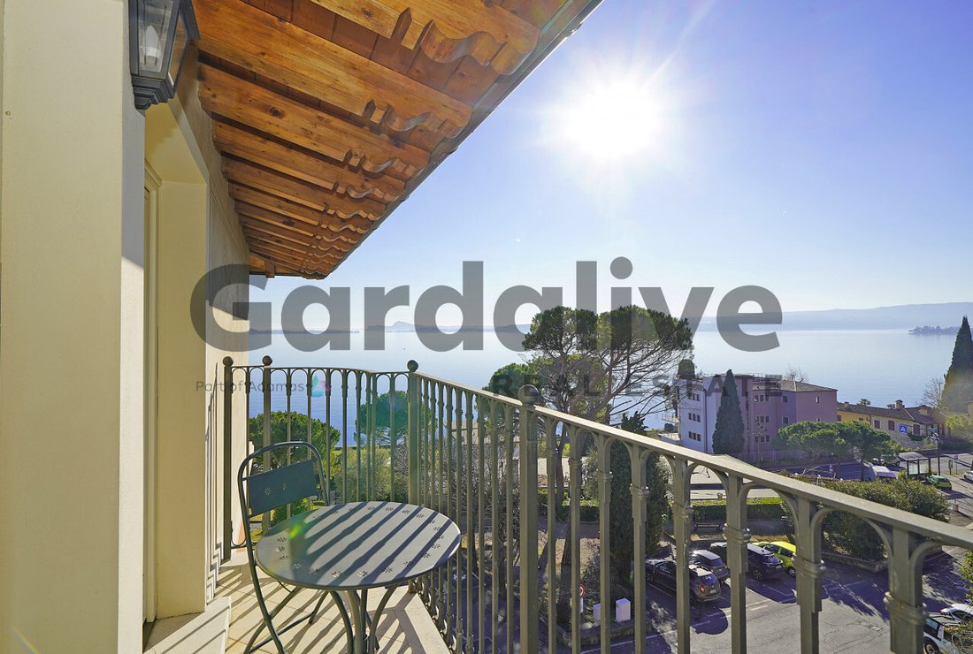 Apartment in Gardone Riviera, Lombardy, Italy 2 - 14762774