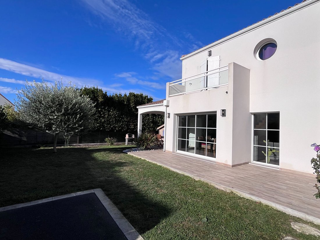 Villa a Francia 2 - 18850847