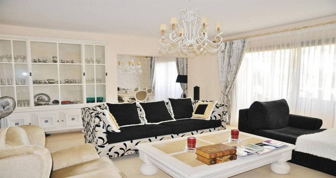 Apartamento en Benahavís, Andalucía, España 3 - 18857528