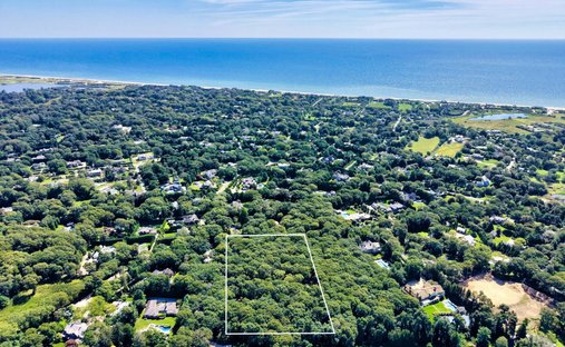 Land in East Hampton, New York, United States 1