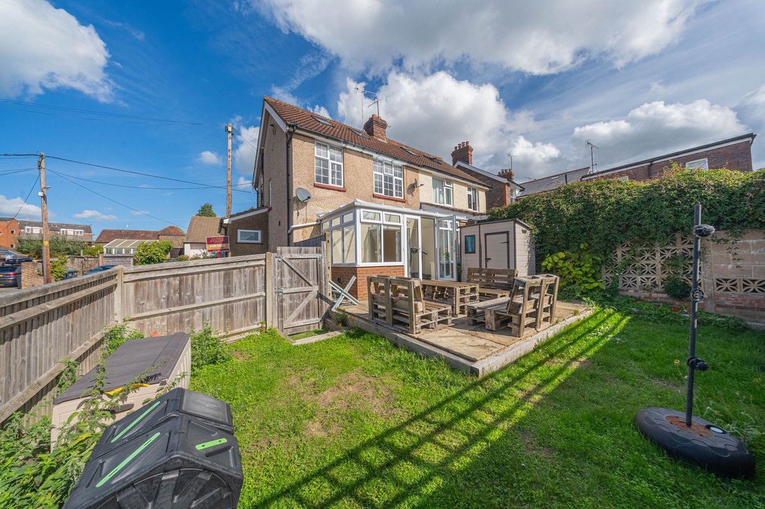 Haus in Haywards Heath, England 2 - 18282133