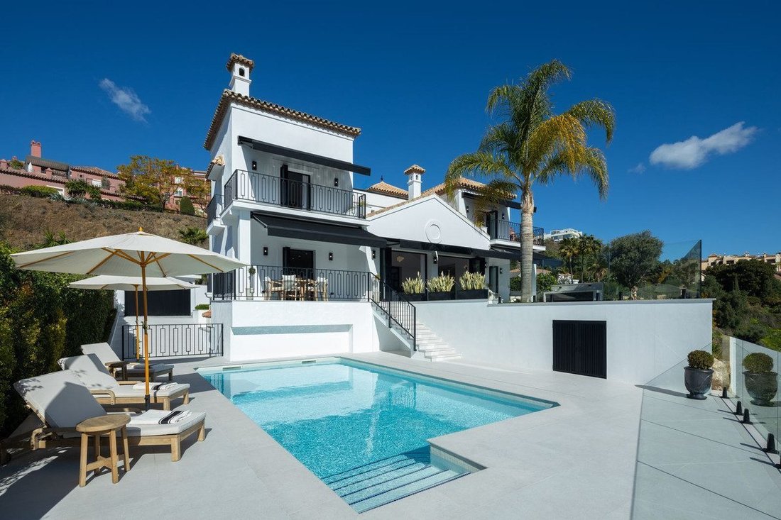 Villa a La Quinta, Benahavís, Andalusia 1 - 18859812