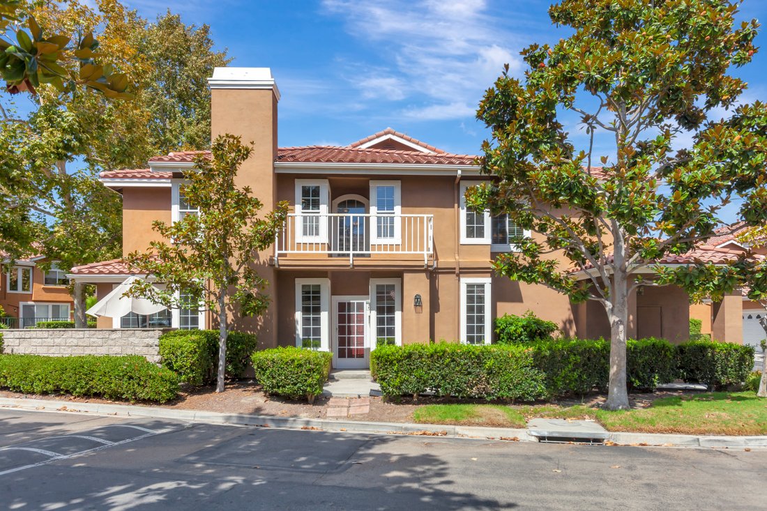 Townhouse in Aliso Viejo, California, United States 2 - 18849268