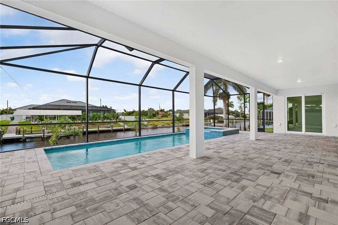 Casa a Cape Coral, Florida, Stati Uniti 5 - 18845286
