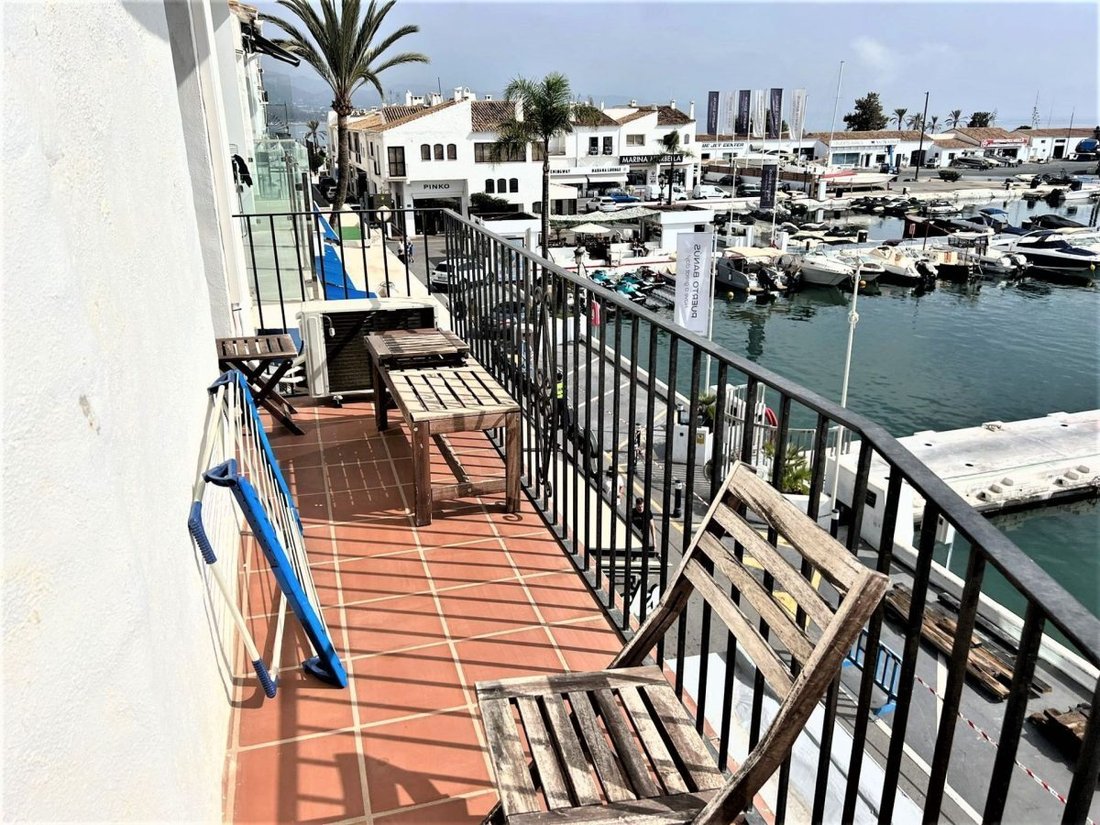 Apartment in Puerto Banus, Marbella, Spain 3 - 18860142